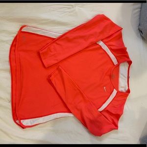 NIKE running long sleeve